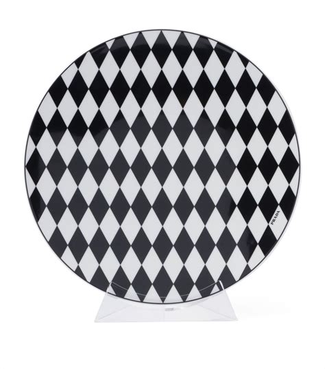 prada paper plates